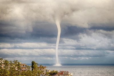 Мощный торнадо прошелся по американскому штату Мичиган