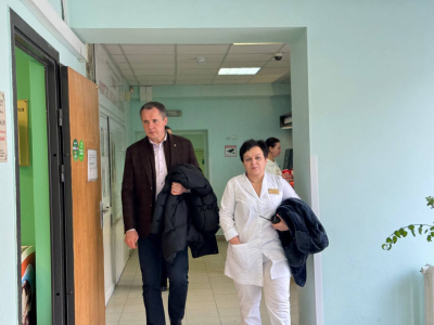 Песков отказался комментировать сообщения о возможной отставке Гладкова