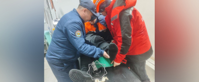 МЧС эвакуировало пострадавшего с ледника Богдановича