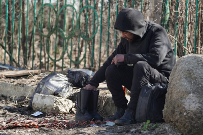 Врач Кондрахин сообщил о риске заразиться сифилисом при контакте с бездомными