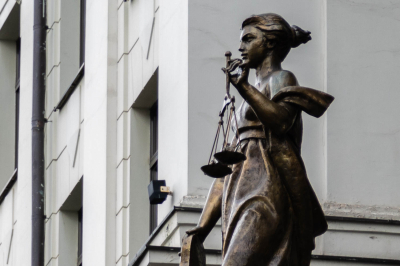 &laquo;Ъ&raquo;: крупнейший производитель нелегального спирта уходит с рынка