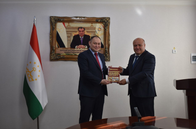 KazAID и Таджикистан усиливают сотрудничество в цифровизации госуслуг и медицины