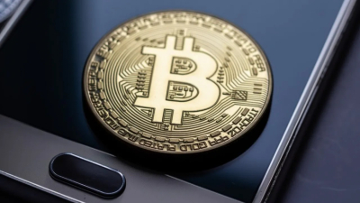 ФРС сигнализирует о дальнейшем снижении ставок &mdash; BTC реагирует ростом