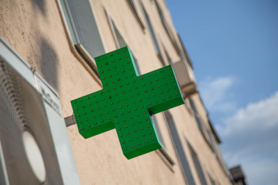 Поздняков рассказал о возможности возврата купленных в аптеке лекарств