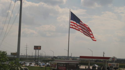 CBS: полицейские обнаружили 25 самодельных бомб у 65-летнего американца