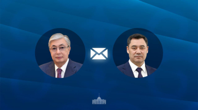 Токаев поздравил Жапарова с Днем независимости Кыргызстана