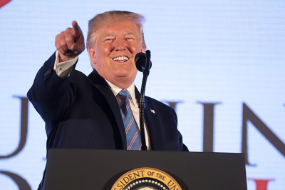 Песков согласился с Трампом, что Стармер не Черчилль, а Макрон &mdash; не Де Голль